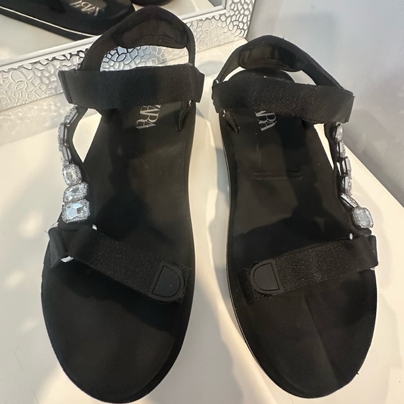 ZARA Black Sandals with Silver Accents Sz EU 41/28cm - Picture 9 of 10